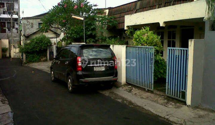 Rumah Lama di Tebet Luas dan Sangat Strategis Harga Termurah 2