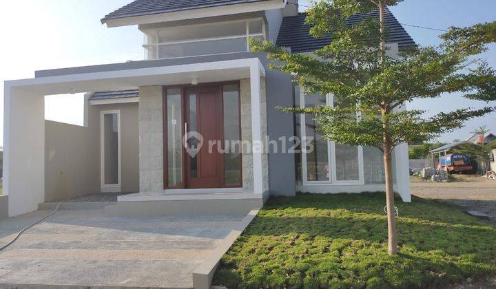 Rumah Modern Minimalis , di Greenland Sendang, Sumber, Cirebon 1