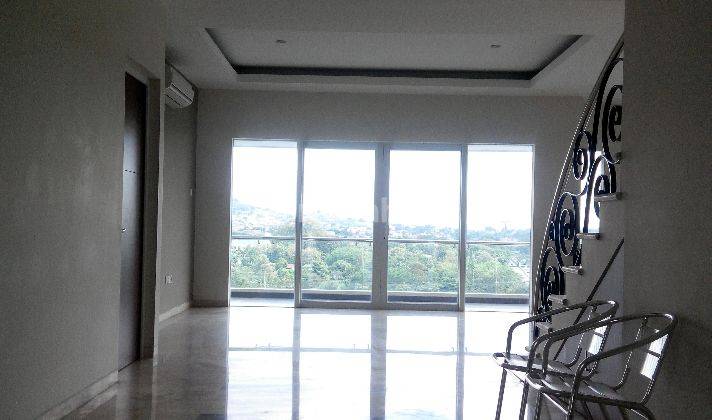Rumah Mewah Granit Alam Di Kawasan Elite Candigolf SHM 2