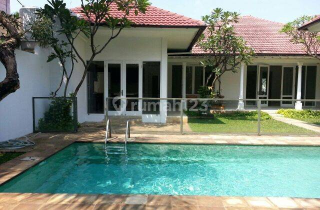 House  @ Cipete, 1000/500 sqm, private pool dan big garden 1