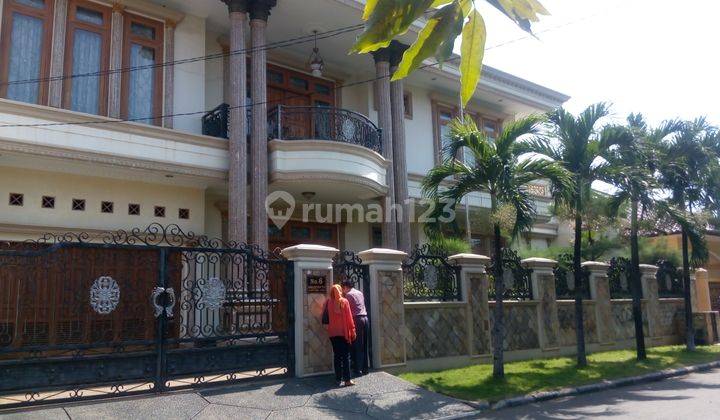 Rumah cantik strategis harga murah di Cempaka Putih Jakarta pusat 1