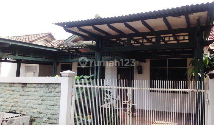 Rumah Nyaman dan Siap Huni di Kawasan Villa Bintaro Indah 2