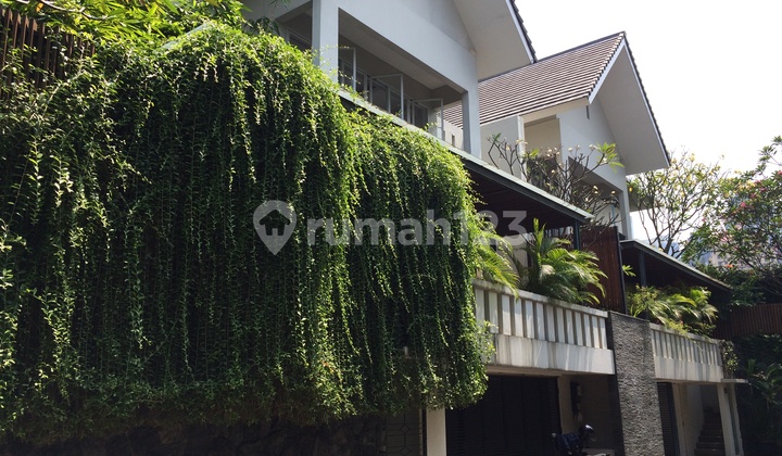 Modern House - Kebayoran Baru 2