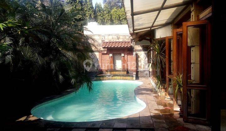 BRIGHT AND BEAUTIFUL Baliness house in Perfect area of KEMANG 1