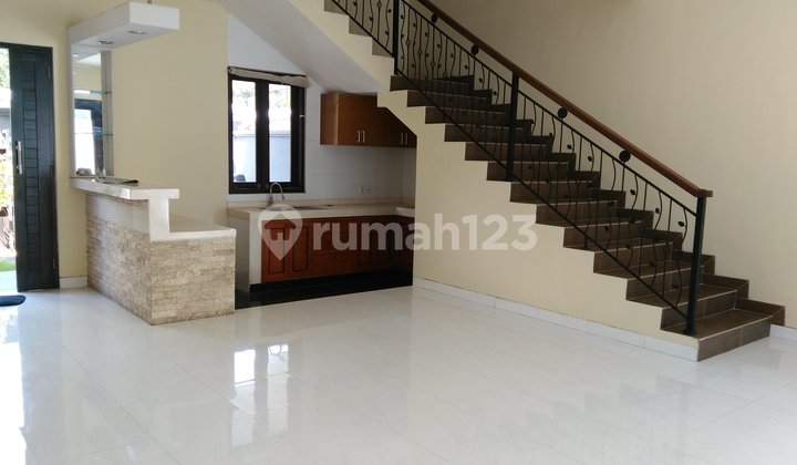 Villa Cantik Nan Asri Kerobokan Area Villa Cantik Nan Asri Kerobokan Area