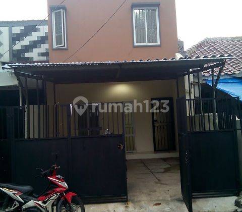 Rumah baru 2 lantai siap huni Simprug di Poris dekat Stasiun Kereta Poris 2