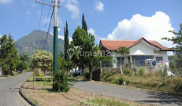 RUMAH VILLA PANDERMAN HILL BATU TERAWAT VIEW GUNUNG DEKAT GOLDEN TULIP HOLLAND RESORT  2