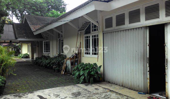 Rumah Jl. Mangunsarkoro, Menteng, Jakarta Pusat 1