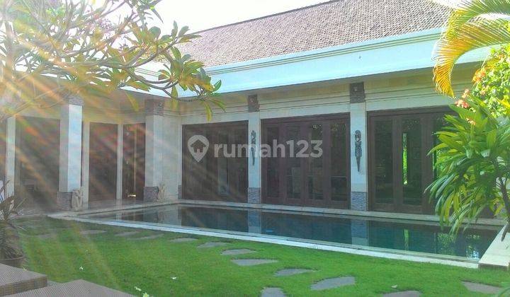 beautiful villa in Sanur area 1