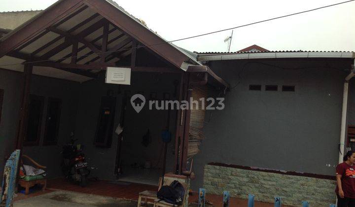 Rumah Hoek di Duren Sawit 1