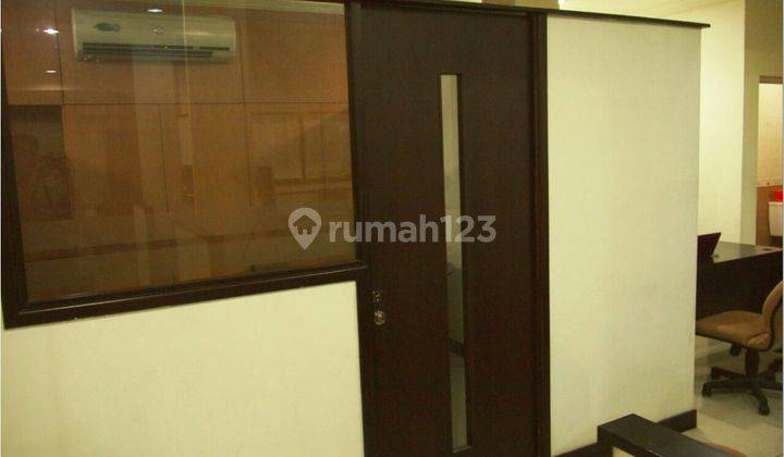 Gedung Perkantoran tengah Kota 2