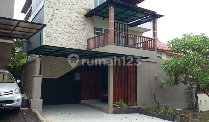 Villa furnished ocean view in Pecatu Graha Complex