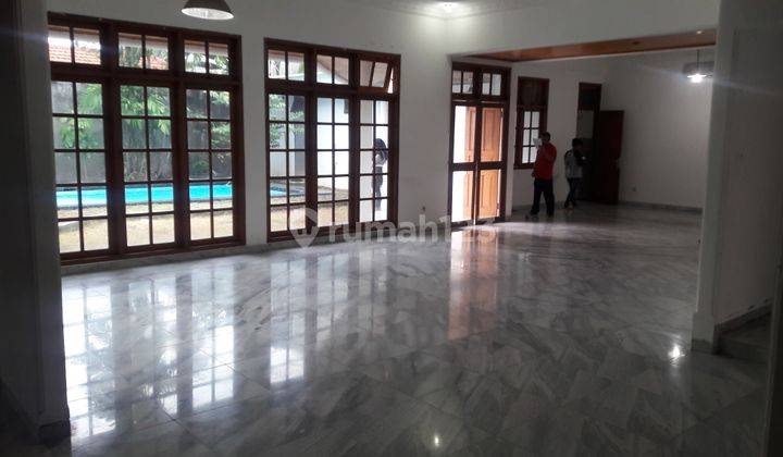 Disewakan Rumah Besar Lokasi Strategis Area Cipete 1