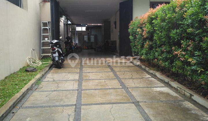 Rumah @ Kebayoran Baru. Luas 900/600 m2. Dekat Senopati SCBD. Sunyi. Tersedia Kolam Renang
House @ Kebayoran Baru. Size 900/600 m2. Close to Senopati SCBD. Quiet. Pool Available Rumah @ Kebayoran Baru. Luas 900/600 m2. Dekat Senopati SCBD. Sunyi. Tersedia Kolam Renang
House @ Kebayoran Baru. Size 900/600 m2. Close to Senopati SCBD. Quiet. Pool Available