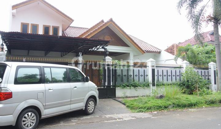 Nice House at Kebayoran Baru - Near Senopati