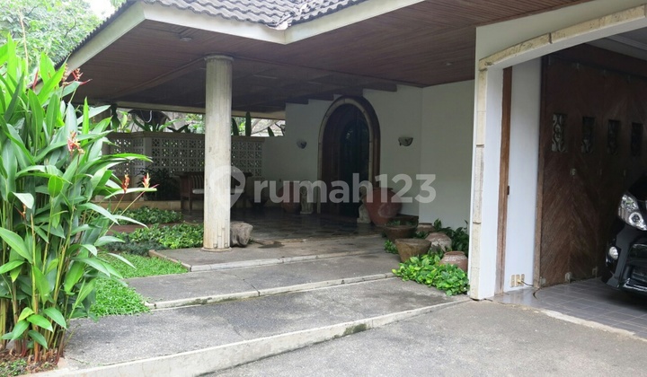 Rumah 2lantai siap huni lokasi tenang... di Area Puri Mutiara
