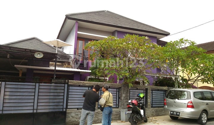 RUMAH SUPER CANTIK DAN MEWAH di jalan kaliurang km 12 RUMAH SUPER CANTIK DAN MEWAH di jalan kaliurang km 12