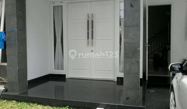 Rumah cantik baru renovasi total di Bukit Cimanggu City Bogor 2