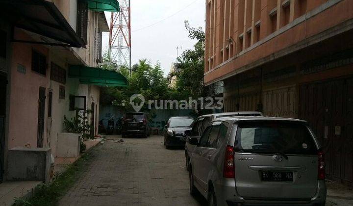 Rumah Kompleks Krakatau Mas Blok E 2