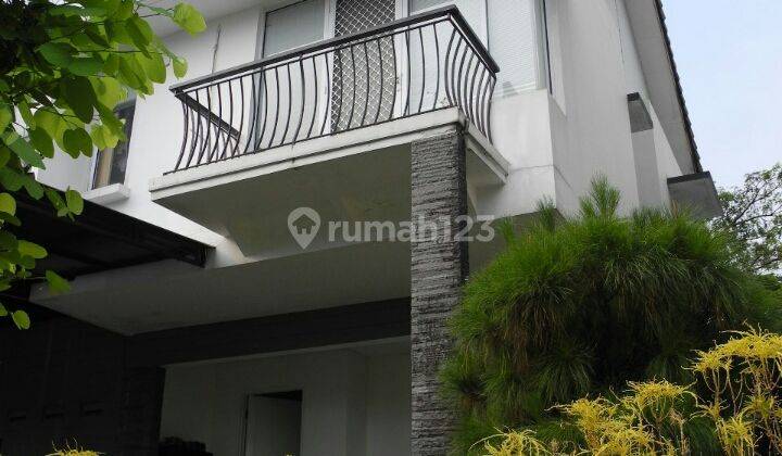 Rumah dua lantai siap huni asri 2