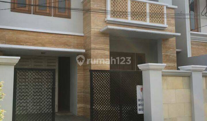 Rumah Baru, Cantik, 2 Lantai, Ada Kolam Renang Di Lebak Bulus 1