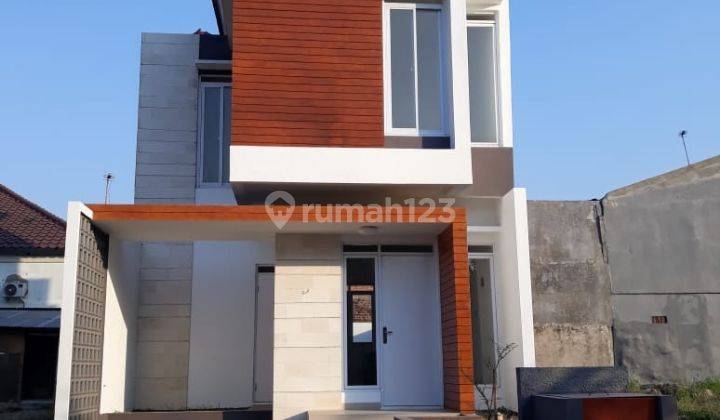 Dijual Rumah 2lt tanah Luas Dekat pintu tol Kotawisata  2