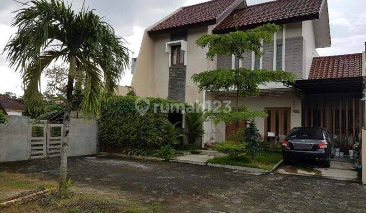 Rumah cantik, asri dan siap huni di Danukusuman. 1