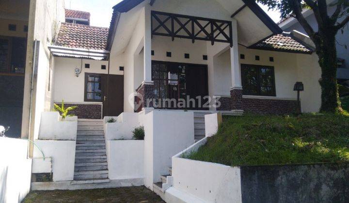 Rumah Dikontrakkan Asri Dan Nyaman Di Komplek Tamansari Bukit Bandung Sindanglaya 1