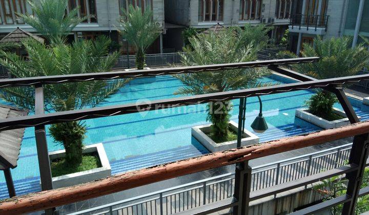 town house di istana pasteur regency full furnish view pool dan garden 1