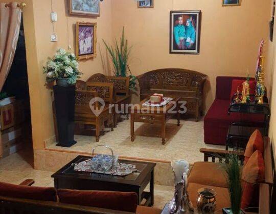 rumah cantik akses cilebut dan soleh iskandar  di Perum Bumi Kencana Asri 2