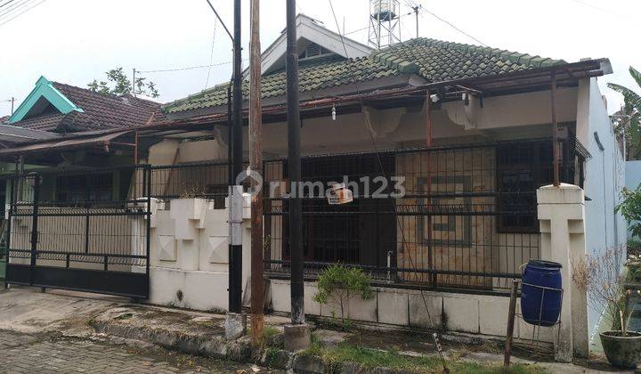 Rumah Siap Pakai Di Lingkungan Elite Sektor 1 Solo Baru 1