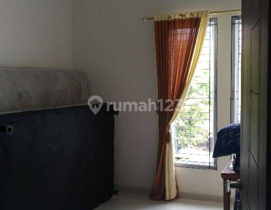 Rumah Minimalis 2 Lantai Dekat The Park Solo Baru 2