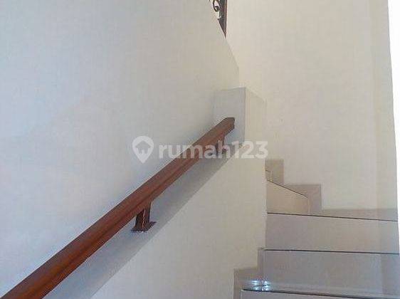 Comfortable 2 Storey House In A Compound With Nice 3 Bedrooms At Pos Pengumben Area 2