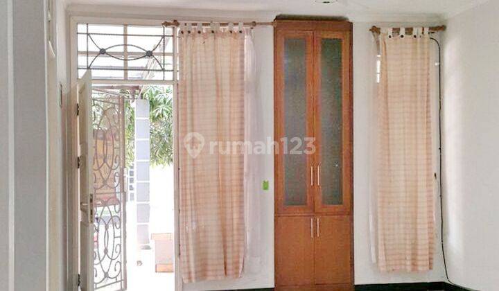 Rumah Murah Beverli Lippo Cikarang Lokasi Strategis, Semi Furnished 2