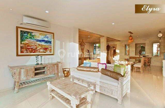 Luxurious villa in the Pecatu Graha complex, furnished, sea view, best quality building 2