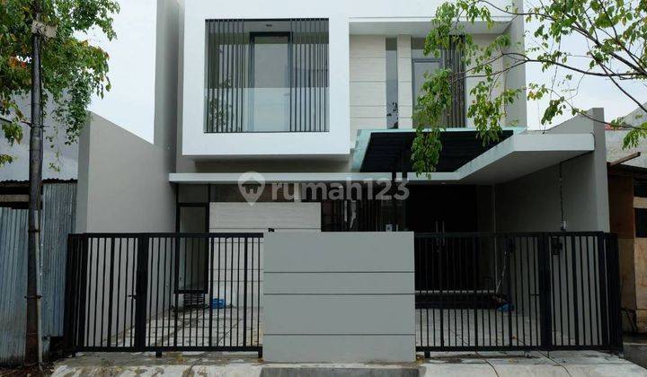 Rumah bagus minimalis di Bumi Marina Emas Surabaya 1