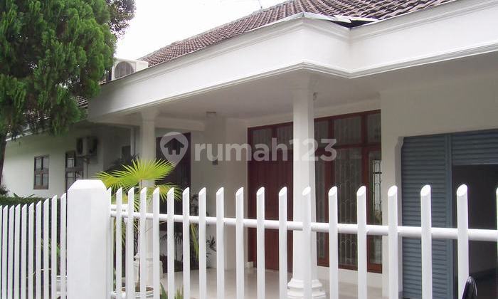 Comfortable House In A Compound With Nice 4 Bedrooms At Cilandak Area South Jakarta