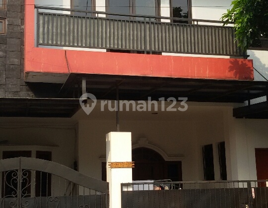 Rumah Kost Furnished, Siap Terima Kost