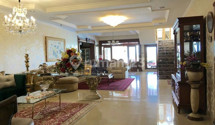 Luxury House in Gegerkalong 2