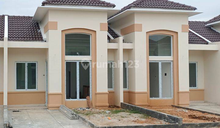 Rumah cantik type 40 tanah 84 Murah berkualitas di jl.raya ciseeng 1