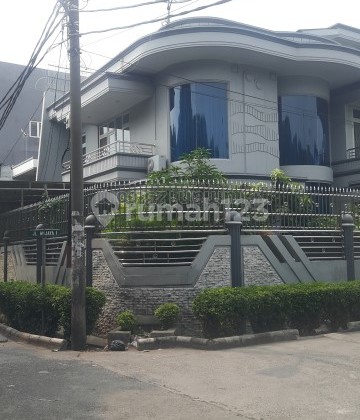 rumah ditengah kota 2