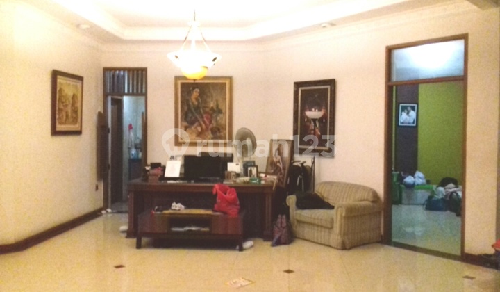 Luxury House, Good, Large Land, Great Price in Sector 1, Bintaro Jaya, South Jakarta. 2