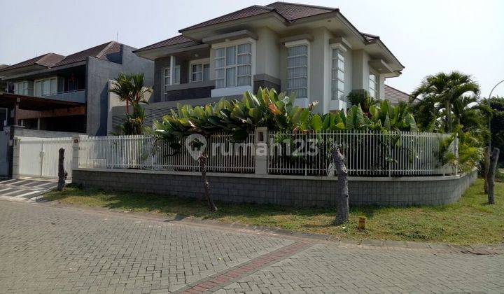 Rumah minimalis posisi hook di Bamboo Lake, Puri Galaxy, Surabaya 1