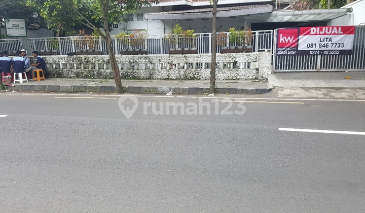 Rumah klasik Heritage di jogjakarta 2