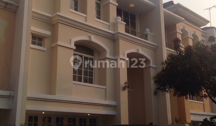 Di Sewakan Rumah Cluster Cendana Golf Bgm Pantai Indah Kapuk Di Sewakan Rumah Cluster Cendana Golf Bgm Pantai Indah Kapuk