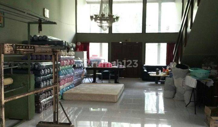 rumah di budi sari dekat kolam renang 1