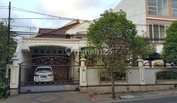 Rumah tengah kota di jl Kaliurang 1