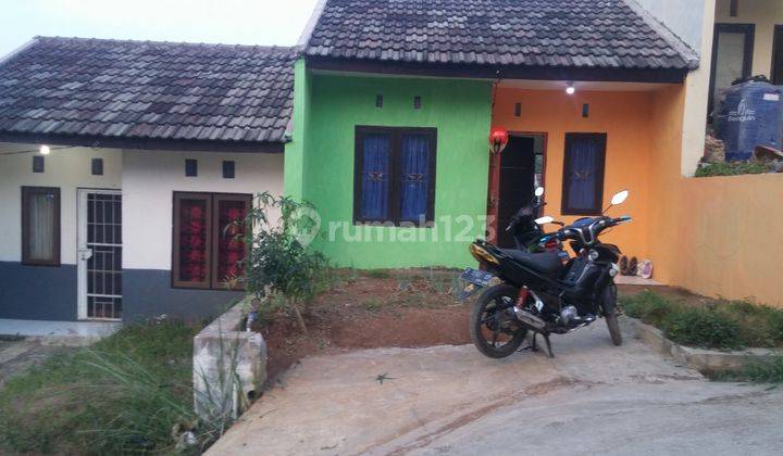 RUMAH SIAP HUNI DI KONTRAKKAN DI PADALARANG TUK KARYAWAN  RUMAH TANGGA MAHASISWA MAHASISWI USAHA KONVEKSI WARUNG KANTOR   1