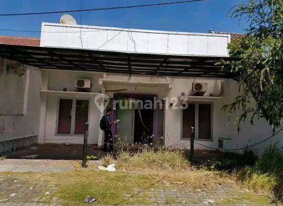 Rumah 1,5 lantai siap huni di Wiguna Tengah Surabaya 1