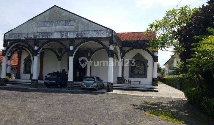 Buildings in Bali Denpasar near Sanur, by pass Ngurah Rai, Sanur 1